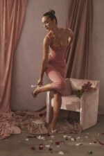 House of CB różowa drapowana sukienka midi gorsetowa na każdą okazję - Image 12