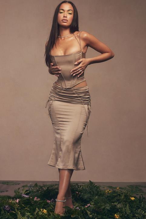 House of CB Satynowy Gorset Chantelle Latte Modny Styl Elegancja - Image 16