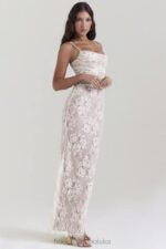 House of CB Artemis kremowa sukienka maxi koronkowa vintage stylizacja - Image 15
