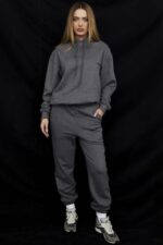 House of CB Ciemnoszara Oversize Bluza z Kapturem Halo Trendy Streetwear - Image 2