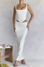 House of CB Colette elegancka midi spódnica w kolorze kości słoniowej satynowa o skośnym kroju - Image 2