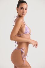 House of CB Fioletowy bikini w kwiaty Santorini z wiązaniem na boku - Image 6