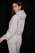 House of CB Jasnoszara oversize bluza halo modna odzież damska - Image 11