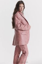 House of CB Kiera różowa oversize marynarka z wegańskiej skóry ciepła i stylowa - Image 12