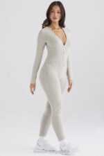 House of CB Loungewear Tiggy Opalowy Kombinezon na Co Dzień - Image 15