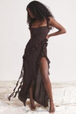 House of CB Maxi Sukienka Falbana Espresso Stylowa Moda - Image 4