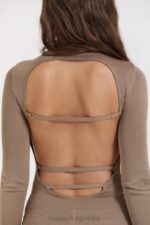 House of CB Roberta Tan midi sukienka dzianinowa elegancka moda - Image 17