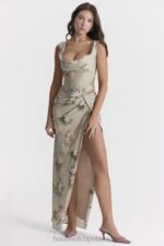 House of CB Vesper Vintage Kwiatowa Spódnica Maxi w Kolorze Niebieskim - Image 6